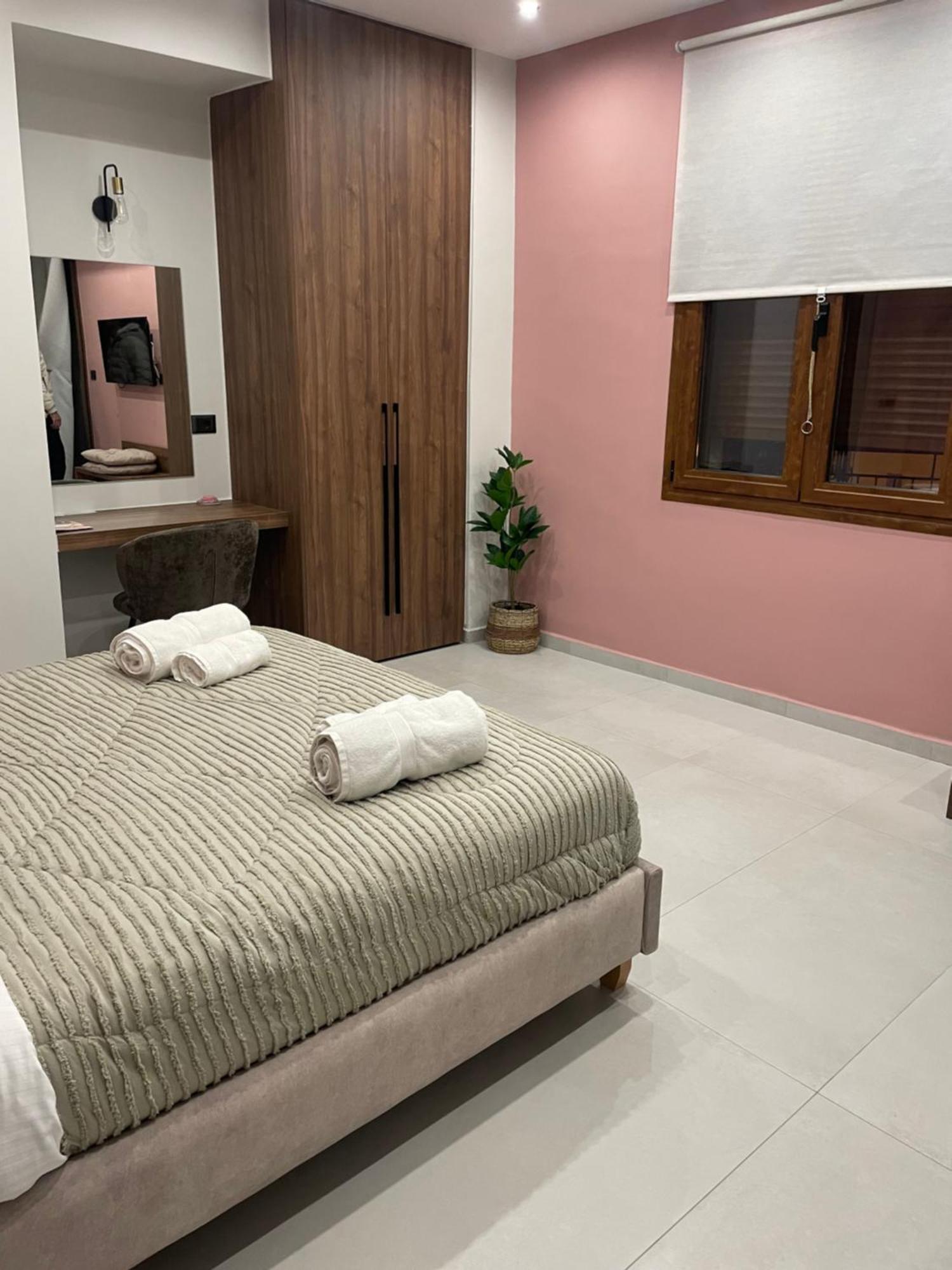 Incanto Luxury Suites 2 Nafpaktos Quarto foto